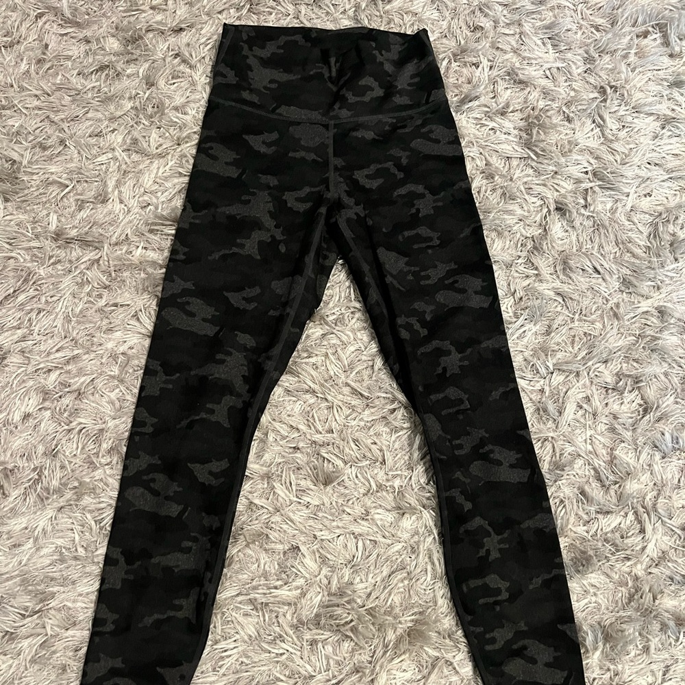 camo Fabletics leggings